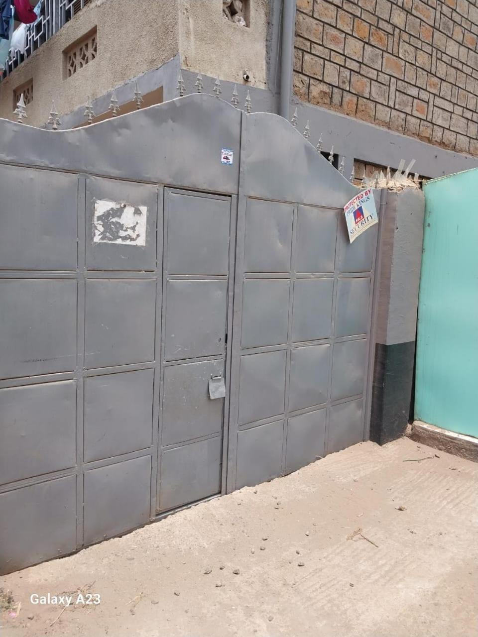 Hawls Apartment 基苏木 外观 照片